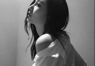 黑白女生头像图片,探索个性与情感交织的黑白女生头像世界”